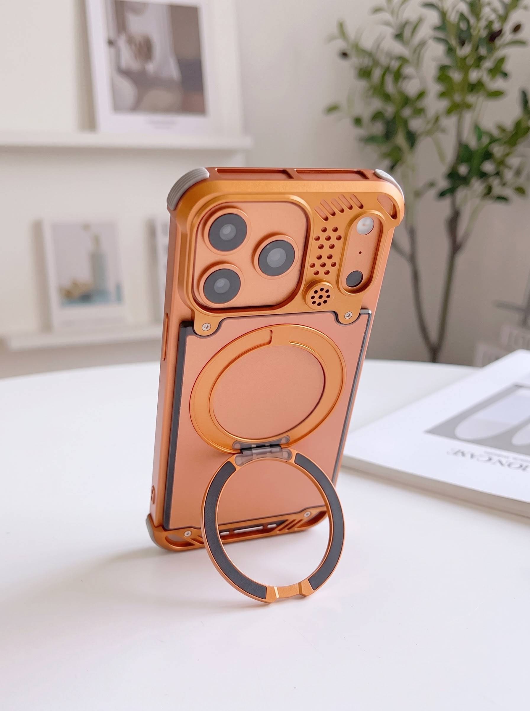 Metal Frameless Rotating Stand Case With Aromatherapy And Magnetic