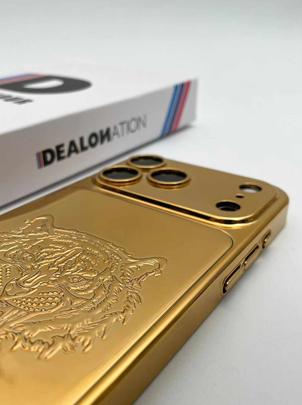 iPhone 17 Pro Max | Royal Gold Embossed Case- Tiger