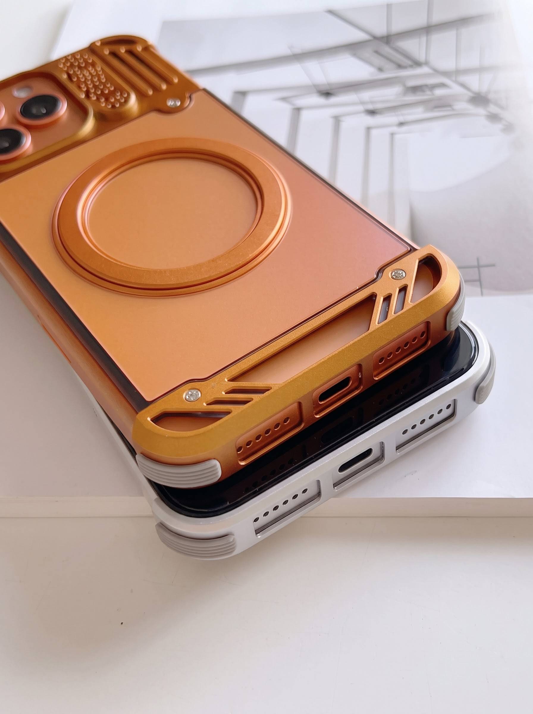 Metal Frameless Rotating Stand Case With Aromatherapy And Magnetic