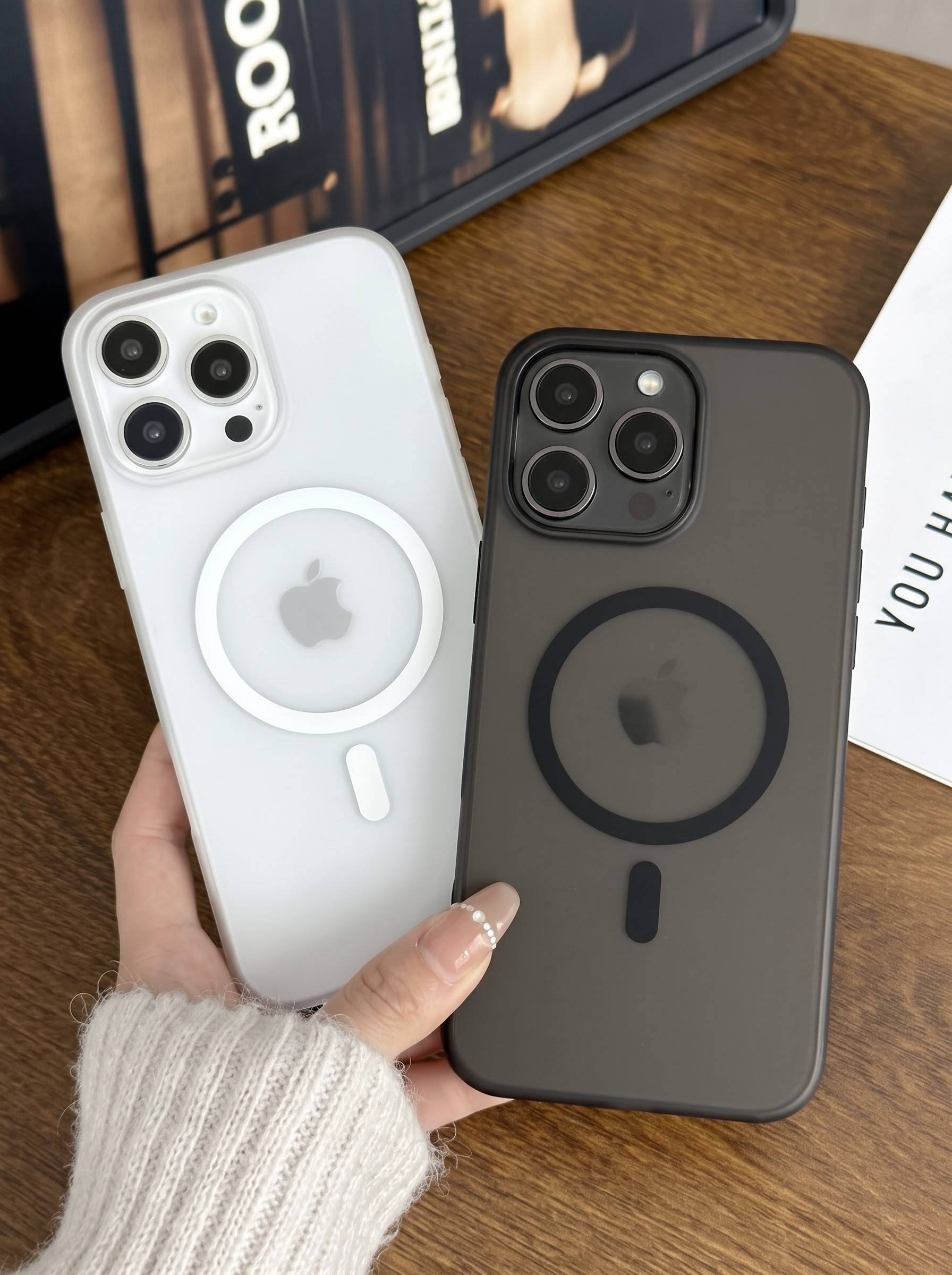 Matte Magnetic IC Case