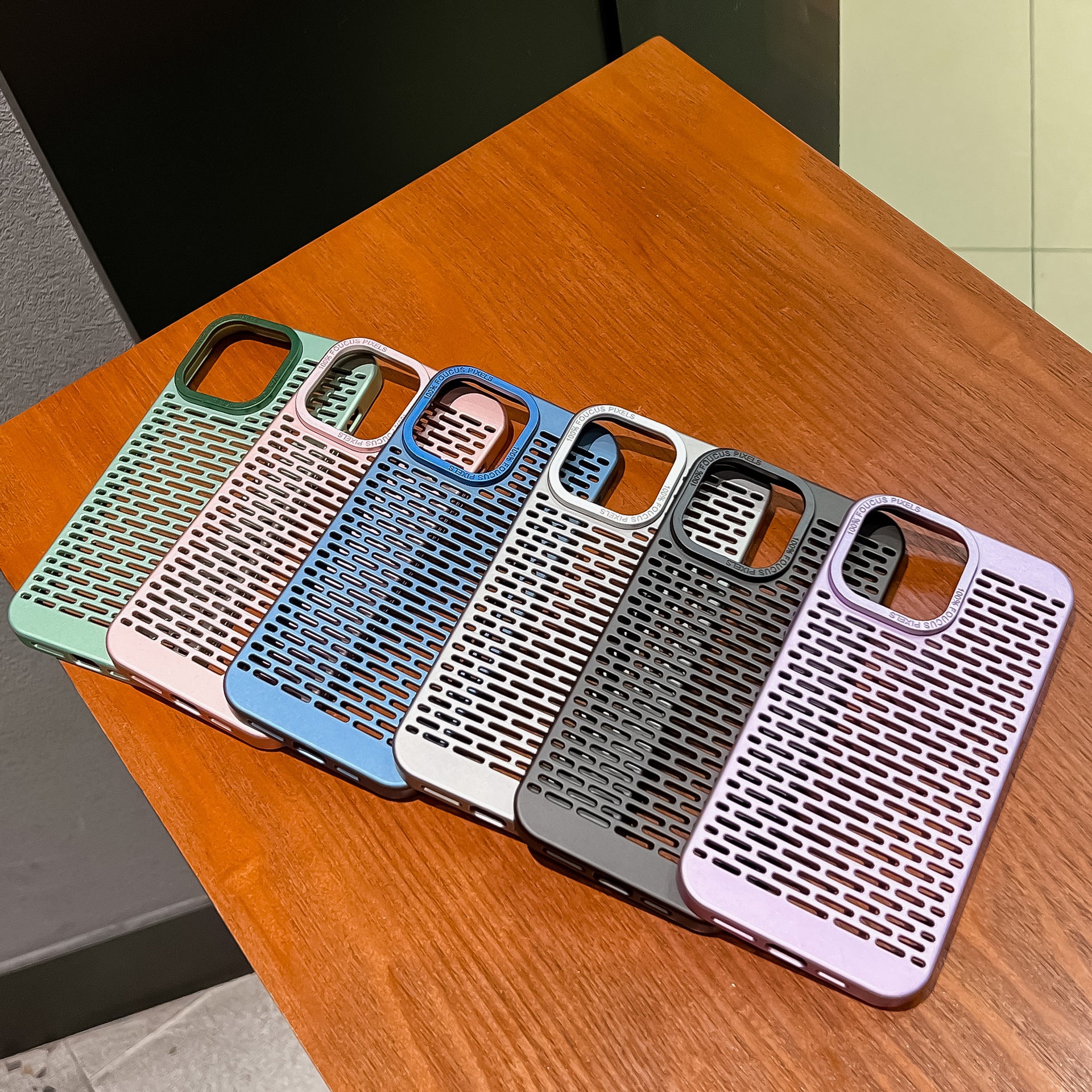 Hollow Out Plating PC Phone case