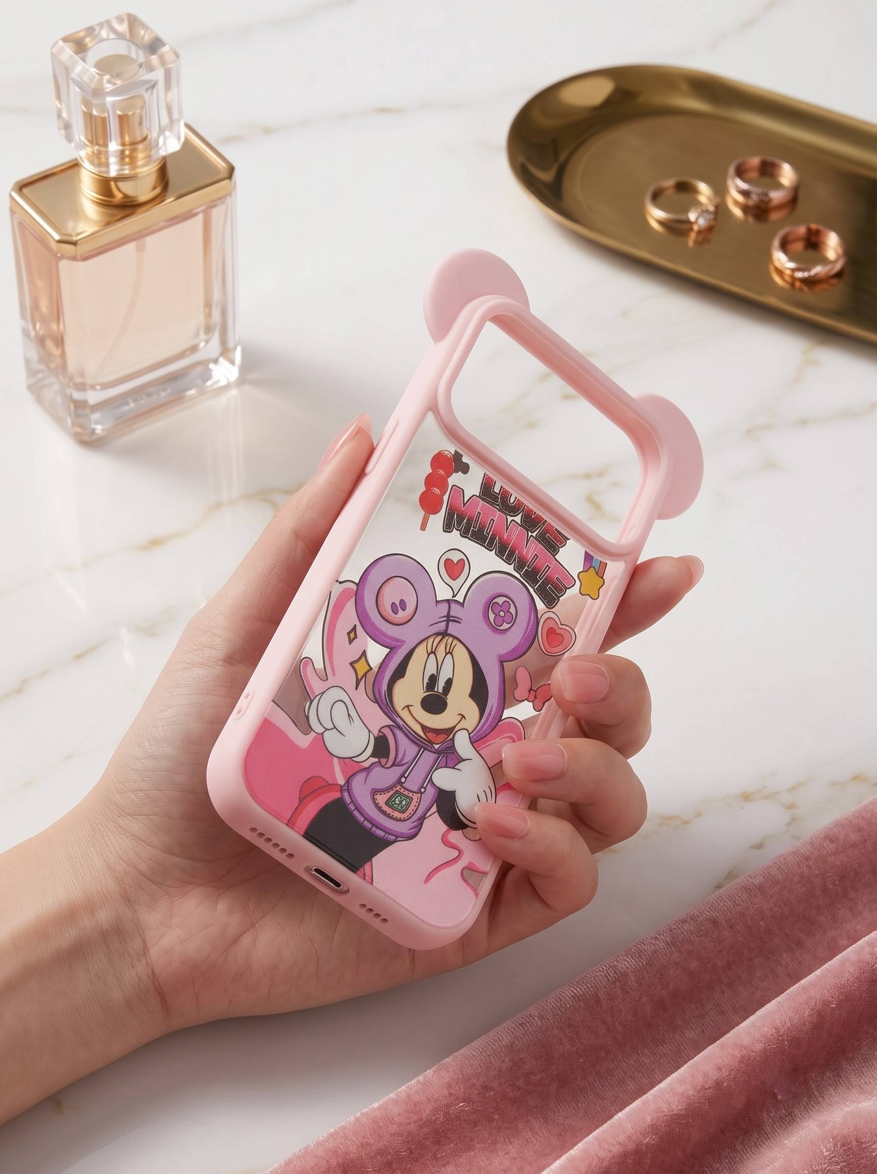 ICONIC MICKEY MOUSE EAR CASE